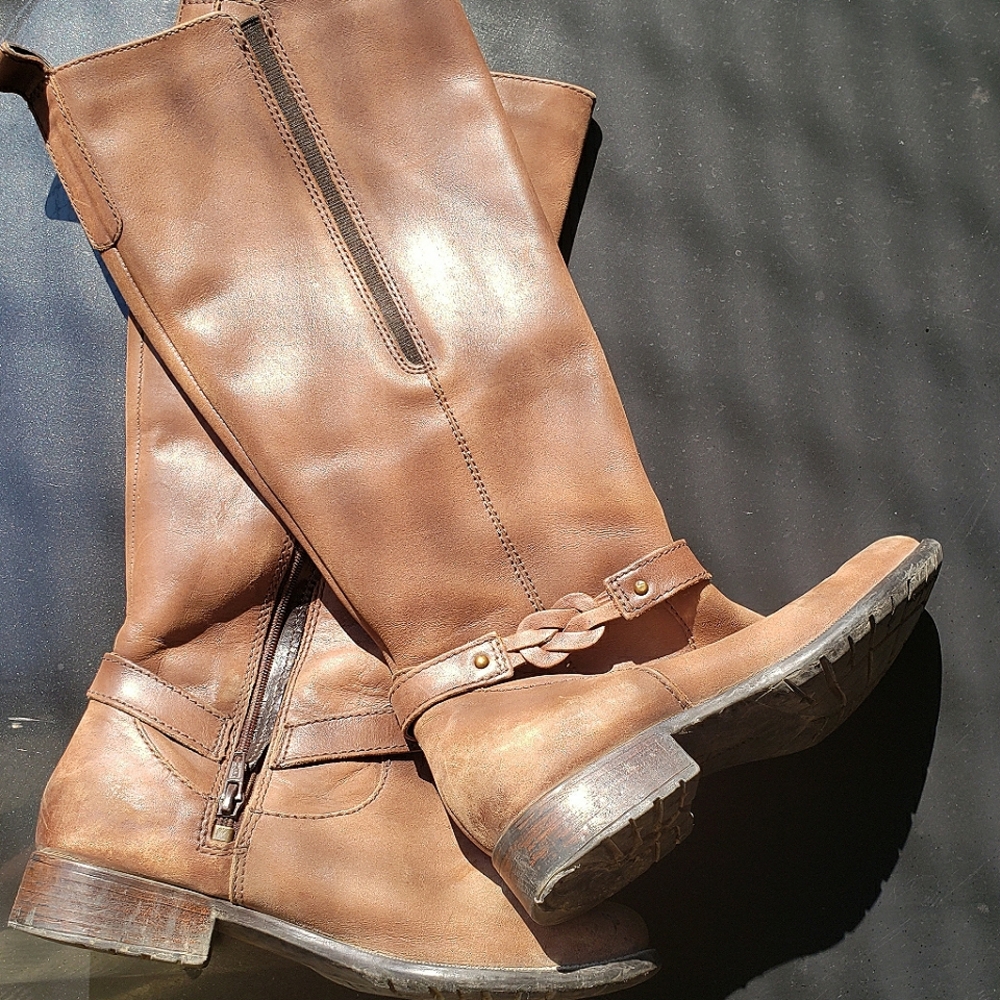 Clarks boots
